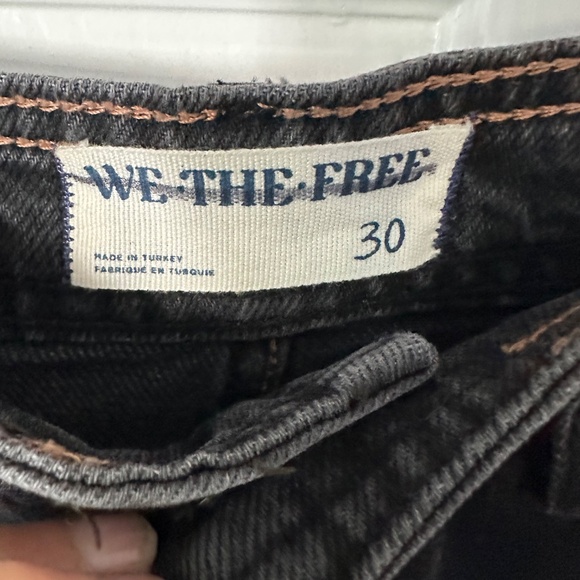 We the free Loren High-Rise Barrel Carpenter Jeans. NWOT - Picture 3 of 7
